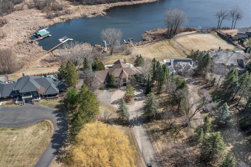 6541 Beach Rd, Eden Prairie, MN 55344