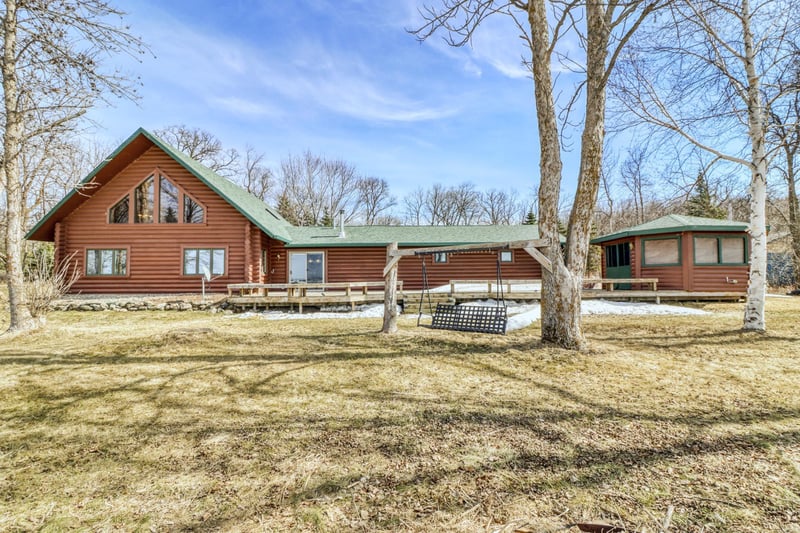 21748 E Height Of Land Dr, Detroit Lakes, MN 56501