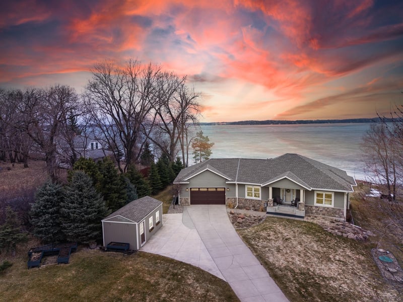68836 215th St, Darwin, MN 55324
