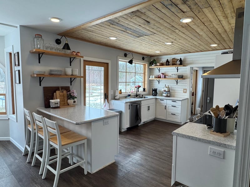 51339 350th St, Salol, MN 56756