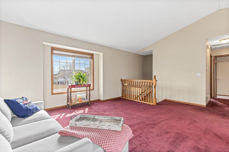 405 14th Ave S, Princeton, MN 55371