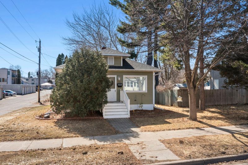 333 2nd Ave NW, Cambridge, MN 55008