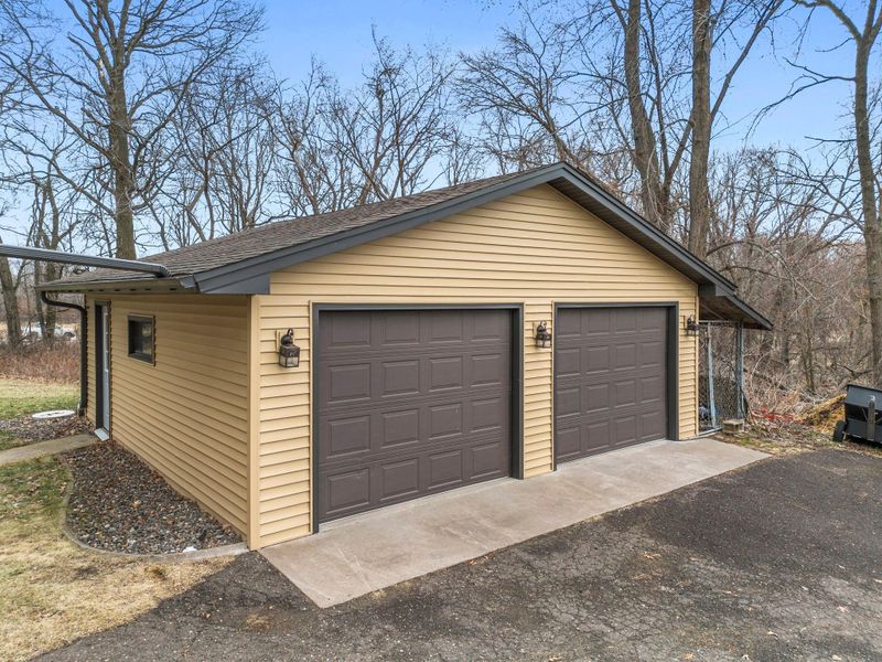 28229 Xavis St NW, Isanti, MN 55040