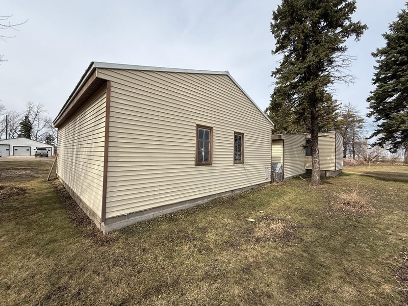 19367 680th St, Dodge Center, MN 55927