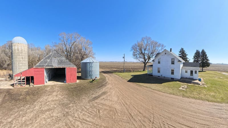 11146 230th St, Milroy, MN 56263