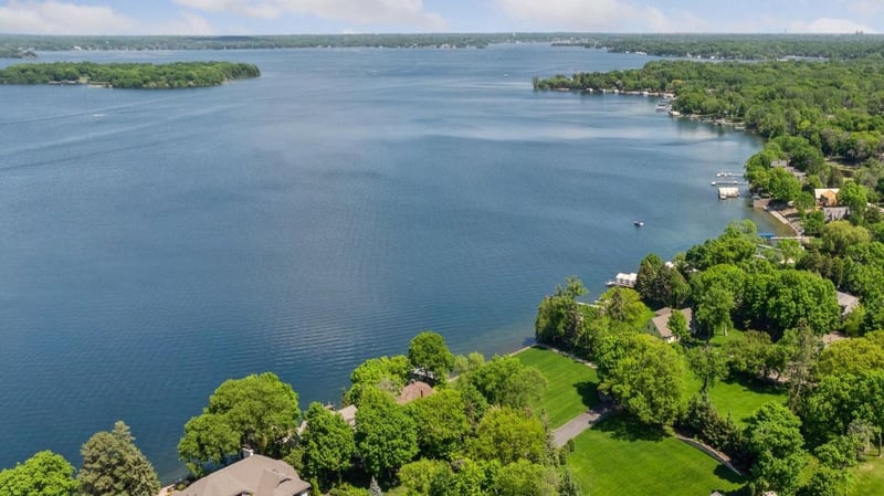 4900 Meadville St, Excelsior, MN 55331