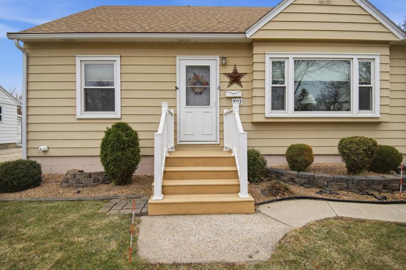 803 18th St SW, Austin, MN 55912