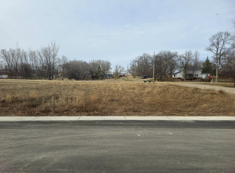 213 4th Ave NE, Pelican Rapids, MN 56572