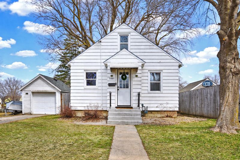 1801 E Oakland Ave, Austin, MN 55912