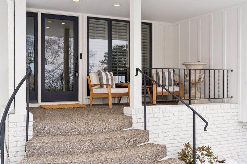 7108 Shannon Dr, Edina, MN 55439