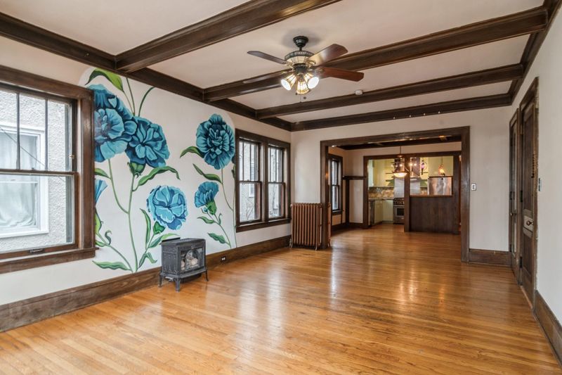 2545 Bryant Ave S #1, Minneapolis, MN 55405