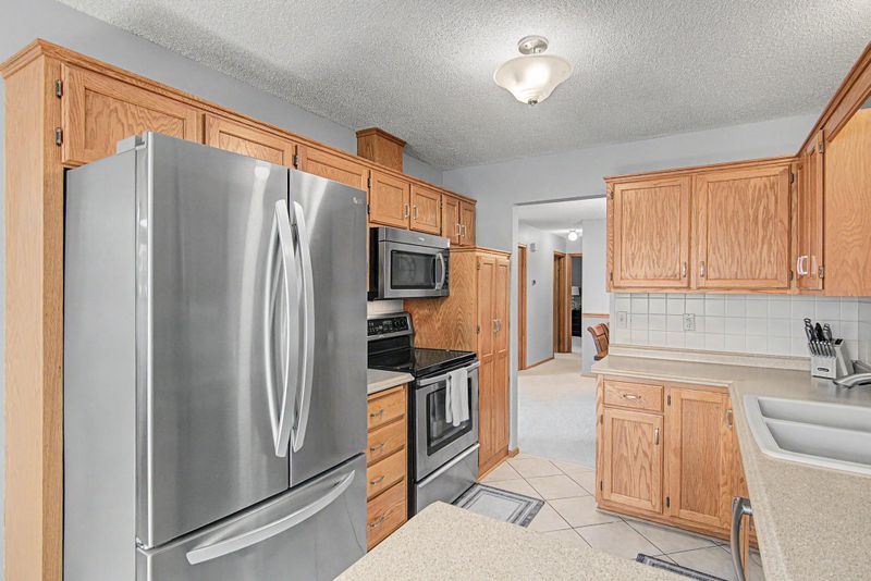 2521 Sumac Rg, White Bear Lake, MN 55110