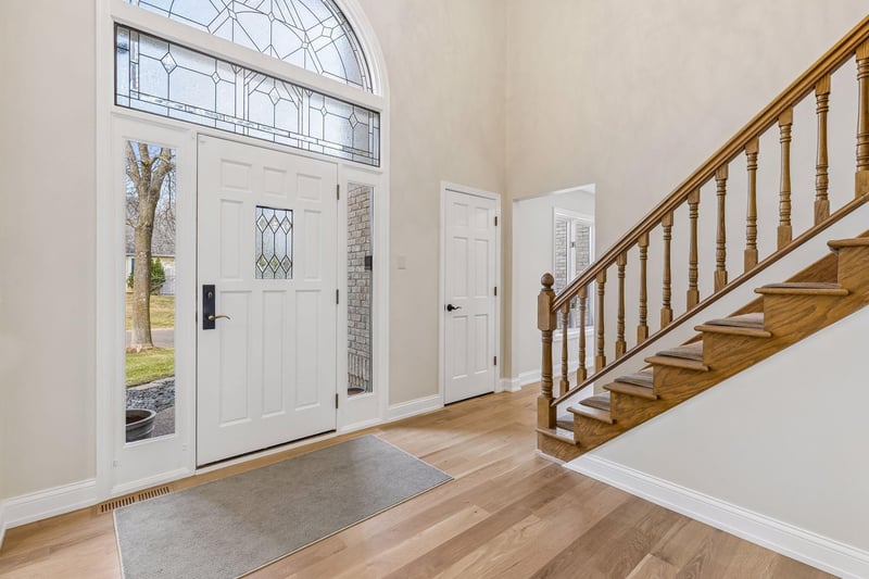 2107 Windsong Cir, Minnetonka, MN 55391