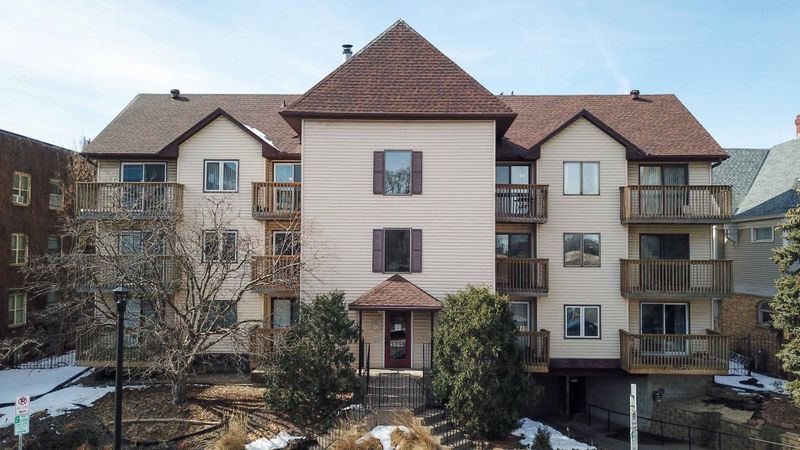 1720 3rd Ave S #101, Minneapolis, MN 55404