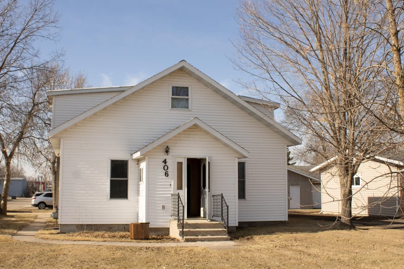 406 Balmoral Ave, Henning, MN 56551