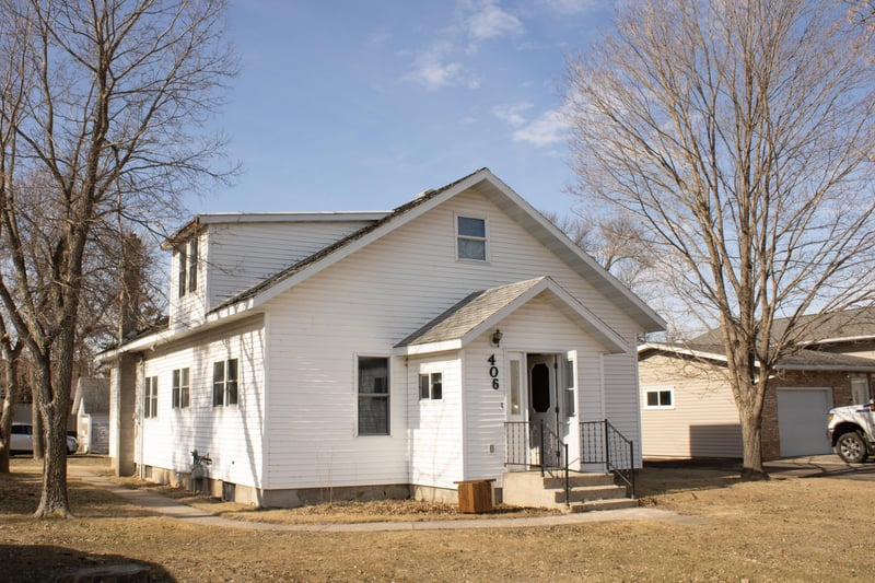 406 Balmoral Ave, Henning, MN 56551