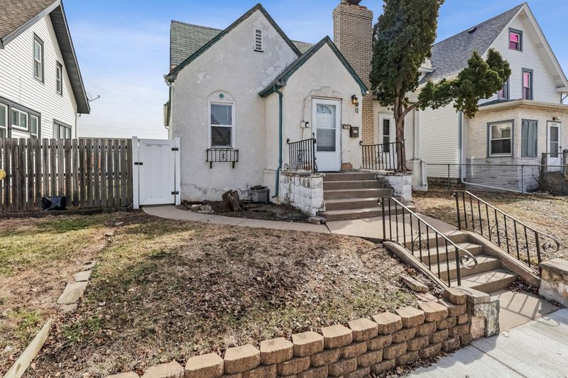 4144 Aldrich Ave N, Minneapolis, MN 55412
