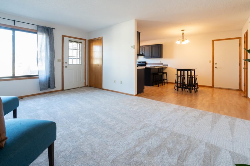 5425 Orleans Ln N #6, Plymouth, MN 55442