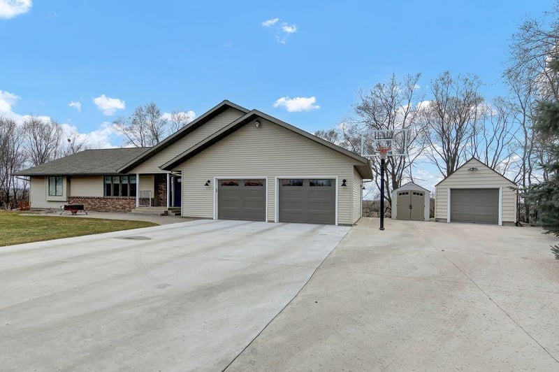 23856 County Road 2, Cold Spring, MN 56320