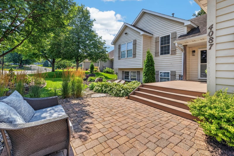 4087 Raspberry Ridge Rd NE, Prior Lake, MN 55372