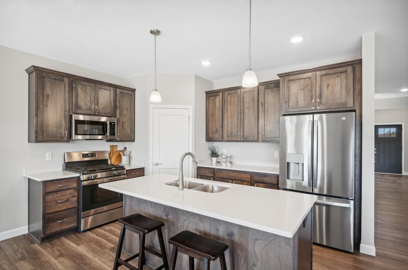 917 Brandenburg Ln, Waverly, MN 55390