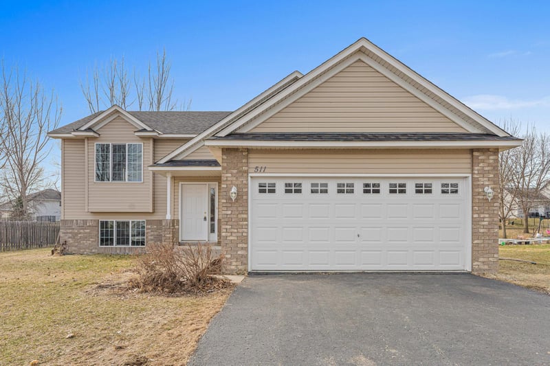 511 Frankfort Way, Waverly, MN 55390