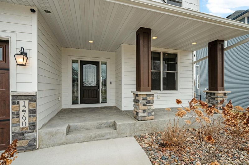 12790 Lake Vista Ln, Champlin, MN 55316