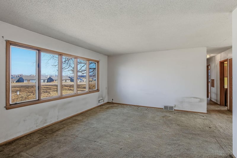 12175 County Road 20, Watertown, MN 55388