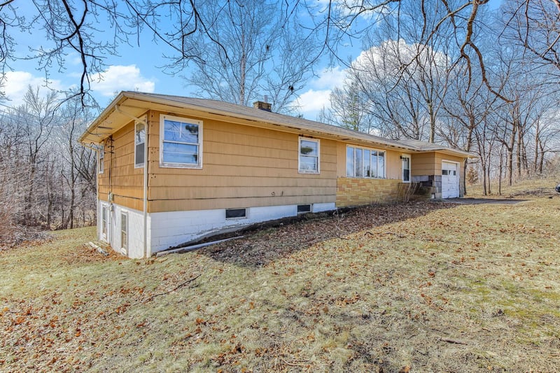 12175 County Road 20, Watertown, MN 55388