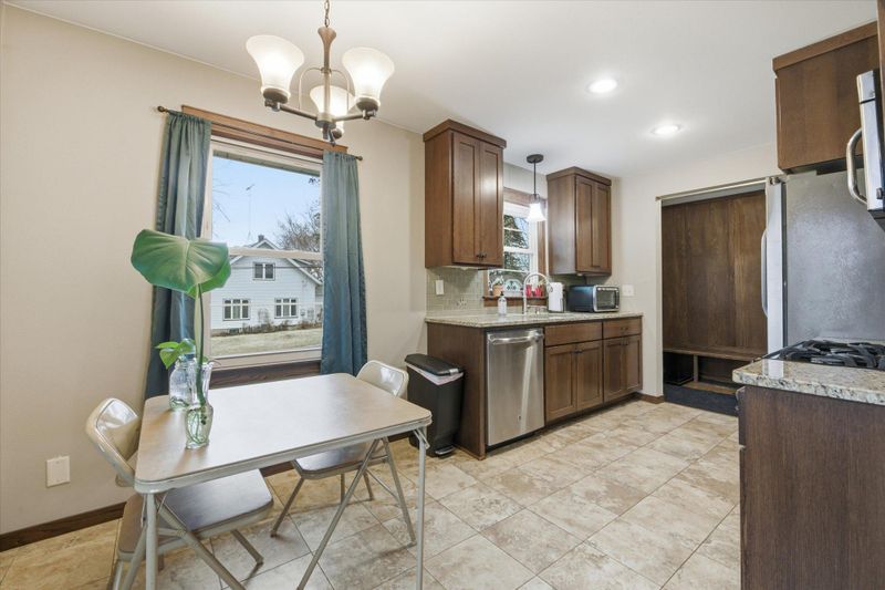 228 8th Ave N, Sauk Rapids, MN 56379