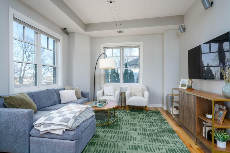 370 Marshall Ave #209, Saint Paul, MN 55102