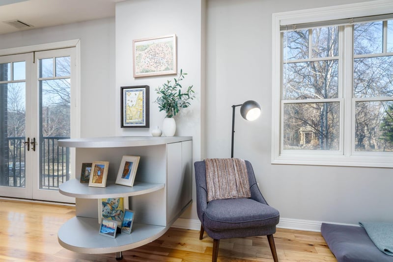 370 Marshall Ave #209, Saint Paul, MN 55102