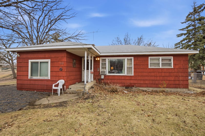 113 1st St N, Waite Park, MN 56387