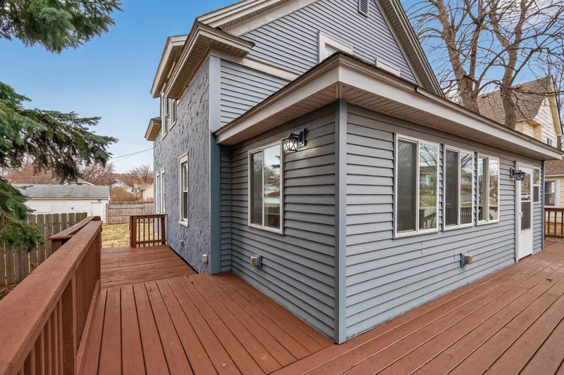 3247 Humboldt Ave N, Minneapolis, MN 55412