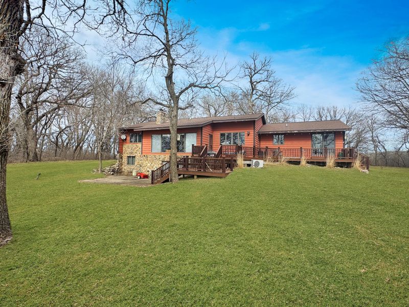 74 Deer Path Rd, Tracy, MN 56175