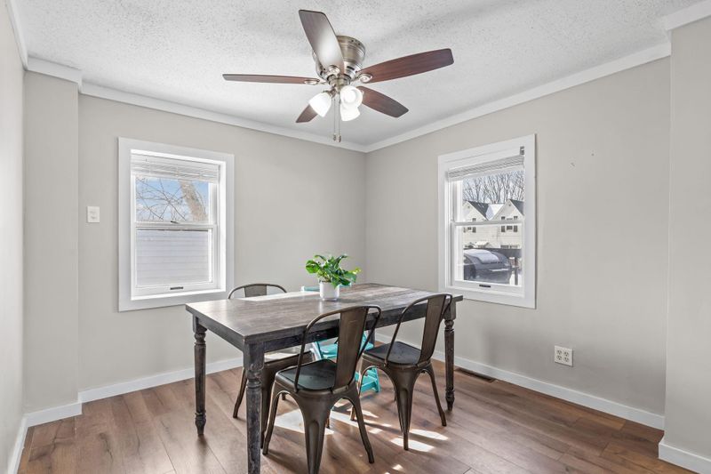 614 Elliott Ave N, Glencoe, MN 55336
