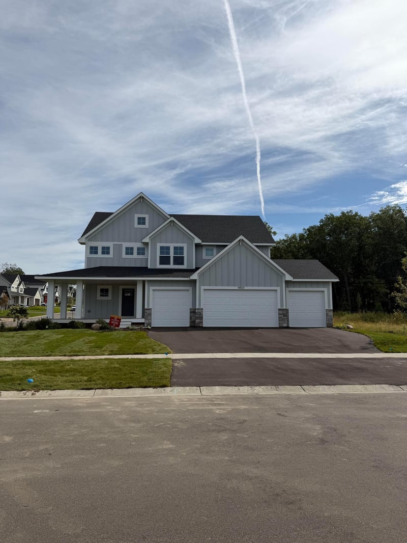 18820 Ixonia Ave, Lakeville, MN 55044