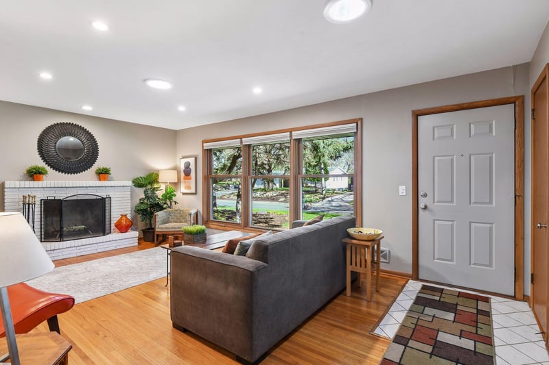 4113 Beverly Ave, Golden Valley, MN 55422