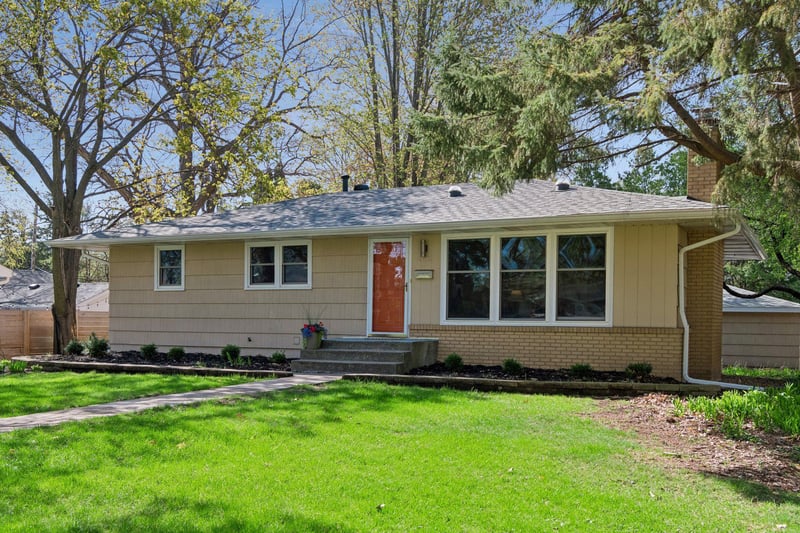 4113 Beverly Ave, Golden Valley, MN 55422