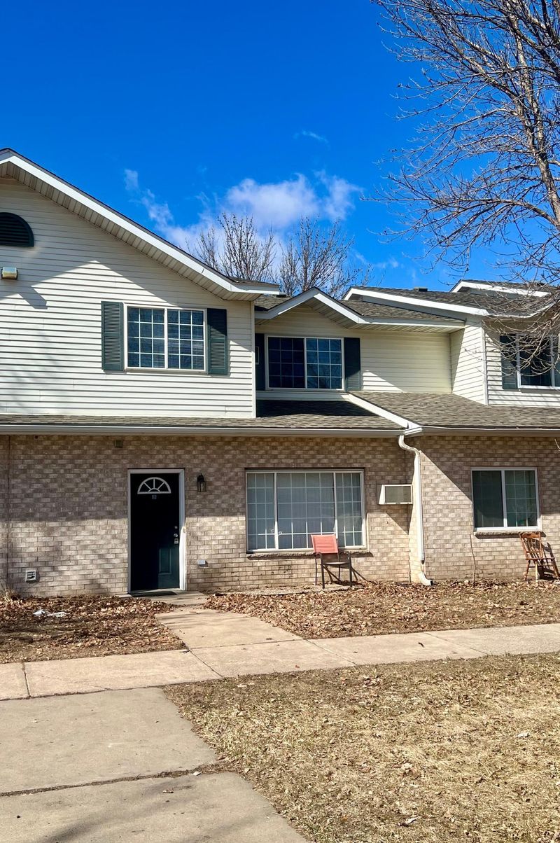 1259 Taylor St #3, Shakopee, MN 55379
