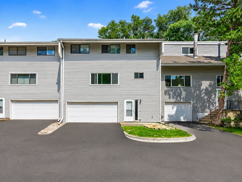 6618 Camden Dr, Brooklyn Center, MN 55430