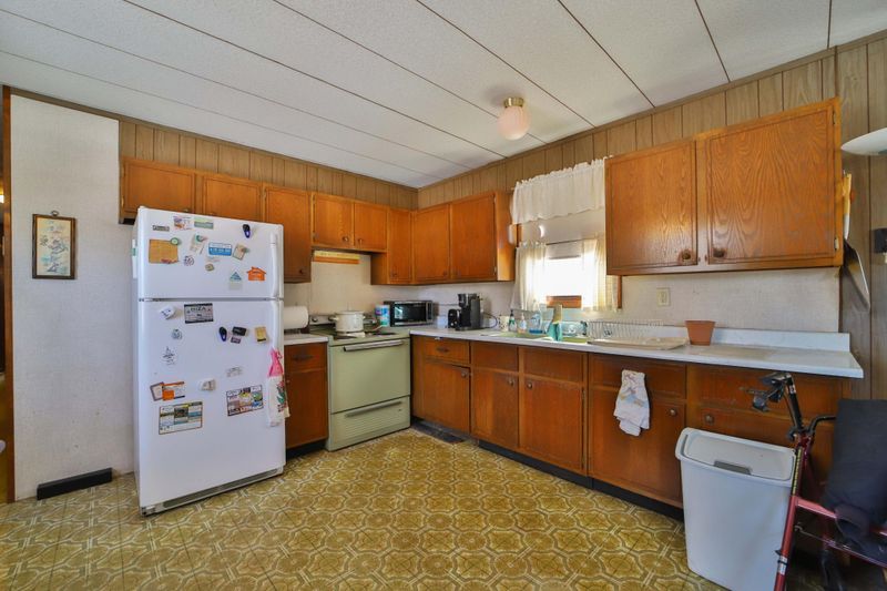 109 Velkommen St NE, Staples, MN 56479