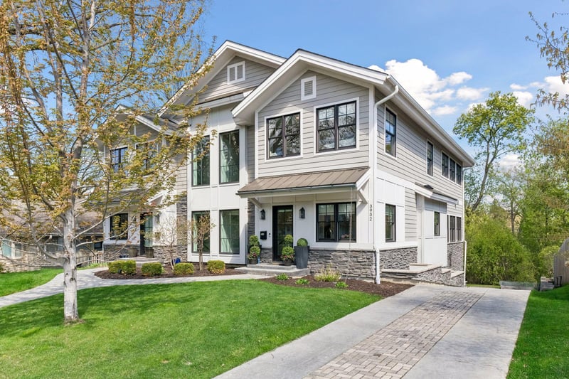 3932 W 49th St, Edina, MN 55424