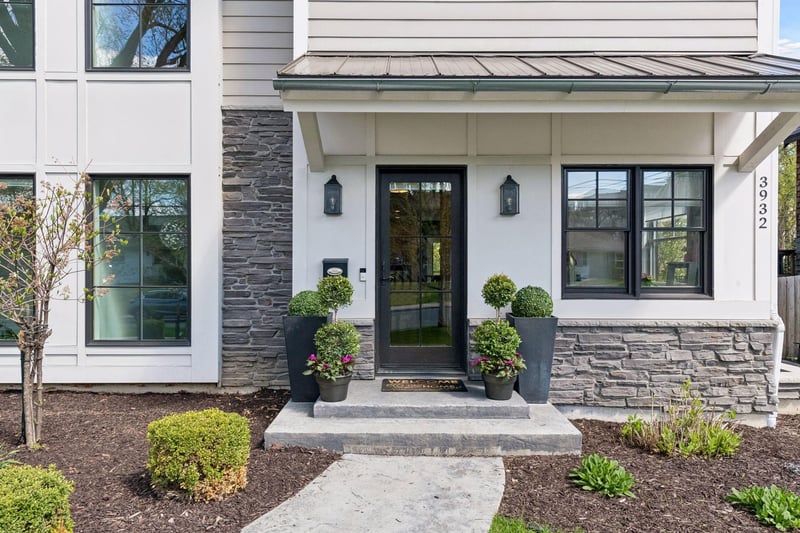 3932 W 49th St, Edina, MN 55424