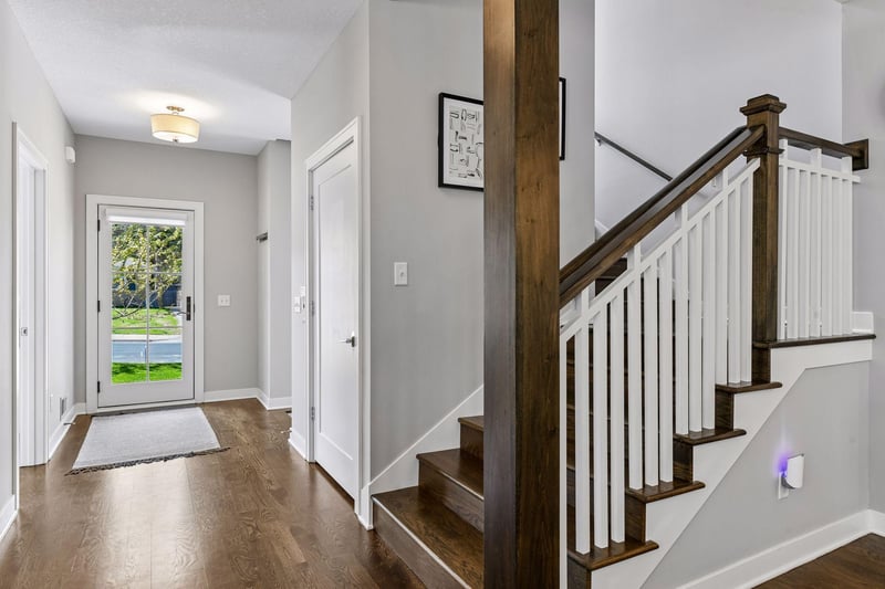 3932 W 49th St, Edina, MN 55424