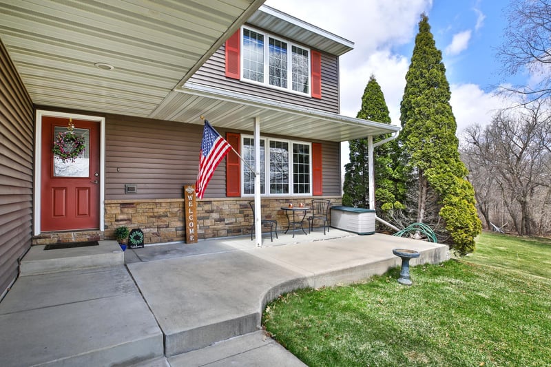 6221 Townsview Ln SE, Rochester, MN 55904