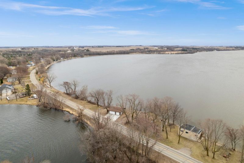 3990 Cannon Lake Trl, Faribault, MN 55021