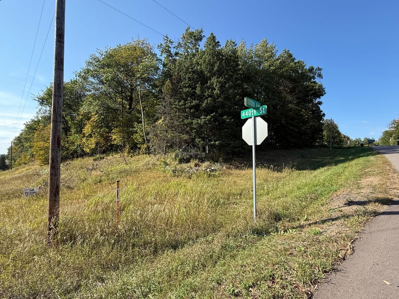 44015 100th Ave, Holdingford, MN 56340