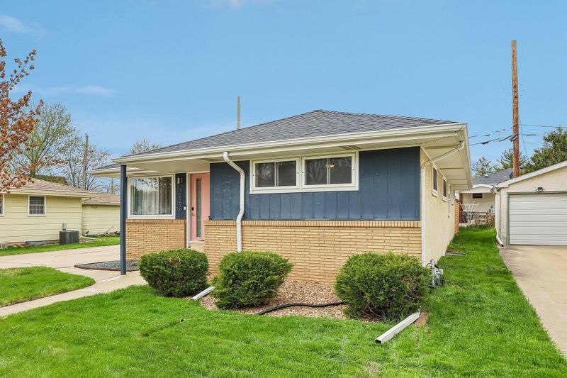 3658 Pierce St NE, Minneapolis, MN 55418