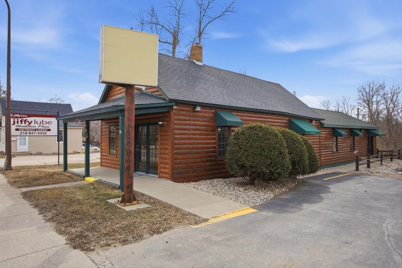 113 North St E, Detroit Lakes, MN 56501